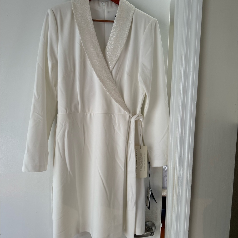 Adrianna Papell white sequin collar Tuxedo Dress